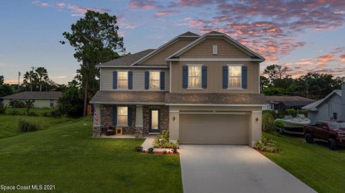4765 Byron St, Cocoa, FL 32927-3312
