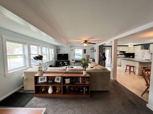 293 Plain St, Unity NH exterior