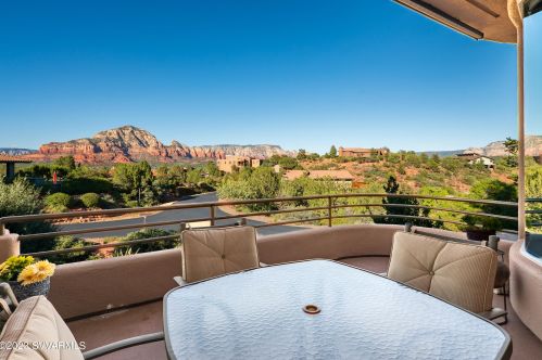 12 Linda Vis, Sedona AZ 86336-5067 exterior