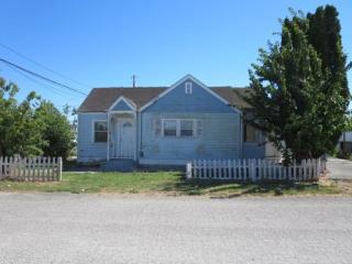9910 272nd St, Camano Island, WA 98292-8012