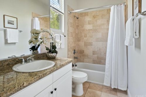 7 Rockrose Ct, Trabuco Canyon CA  92679-4944 exterior