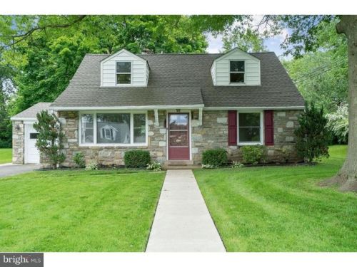 410 Suffolk Rd, Flourtown, PA 19031-2122