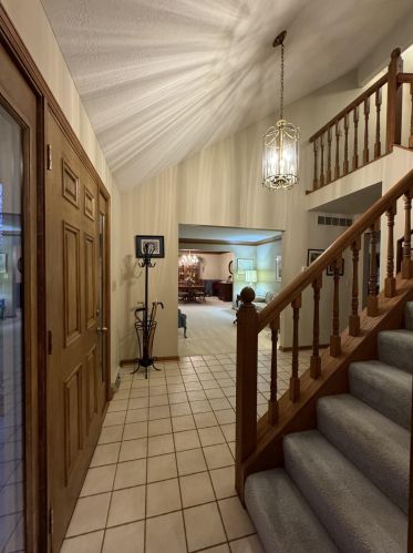 1 Cedar Pt, Newport KY  41076-1743 exterior