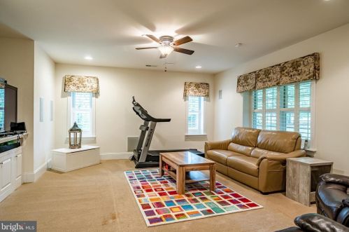 1005 Brick House Farm Ln, Newtown Square PA 19073-2780 exterior