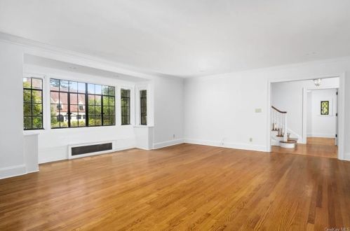 9 Rutland Rd, Scarsdale NY  10583-3508 exterior