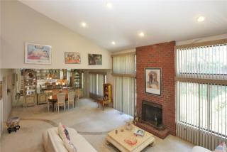104 Crows Nest, North Hills, NY 11030-4023