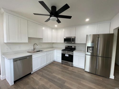 2431 Guerneville Rd, Santa Rosa CA  95403-4101 exterior