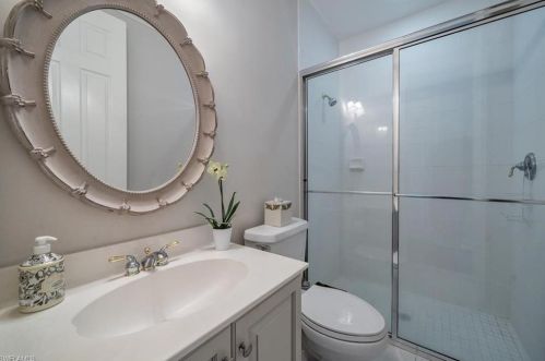 27190 Oak Knoll Dr, Bonita Springs FL  34134-8715 exterior