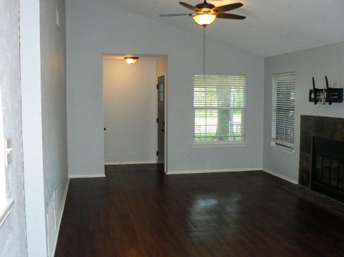 8622 Croydon Loop, Austin TX  78748-6502 exterior