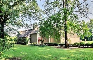 8334 Old Brownsville Rd, Lakeland, TN 38002-7437