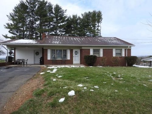 102 Mountain View Ave, Meadowcreek, VA 24333-2016