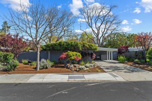 6 Roosevelt Cir, Palo Alto, CA 94306-4216