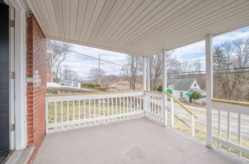 8085 Aber Rd, Verona, PA 15147-1601