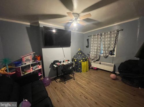 3422 2nd St, Philadelphia, PA 19140-4602
