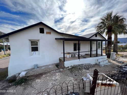 225 Lobb Ave, Superior, AZ 85173-4125
