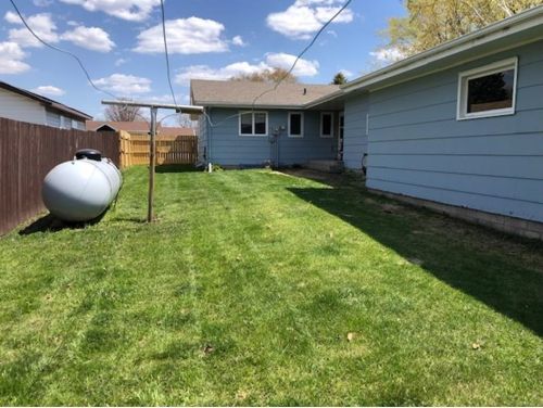 918 2nd St, Erdahl MN  56531-4604 exterior