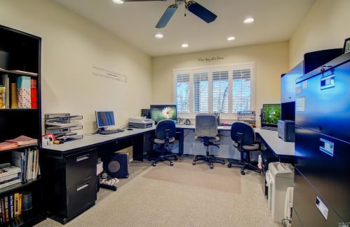 2979 Keeling Ave, Lakeport CA  95453-6804 exterior