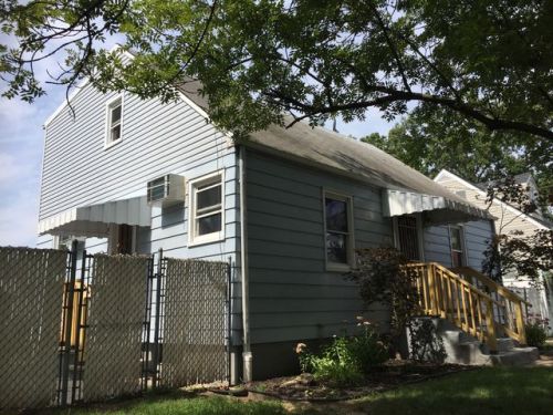 153 Liberty St, Perth Amboy, NJ 08863-2043