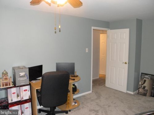 11008 Keswick Rd, Philadelphia PA  19154-4137 exterior