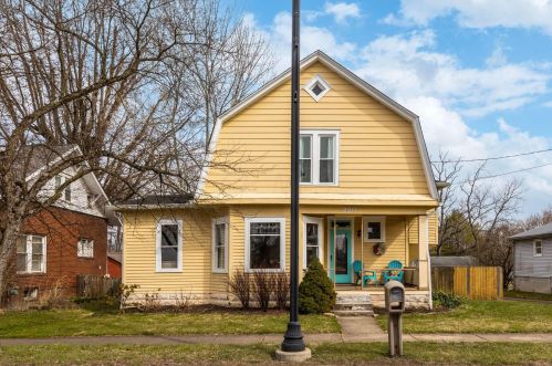 228 Main St, Pataskala, OH 43062-8385