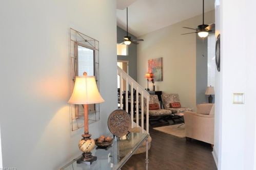 14907 Sterling Oaks Dr, Naples, FL 34110-4104