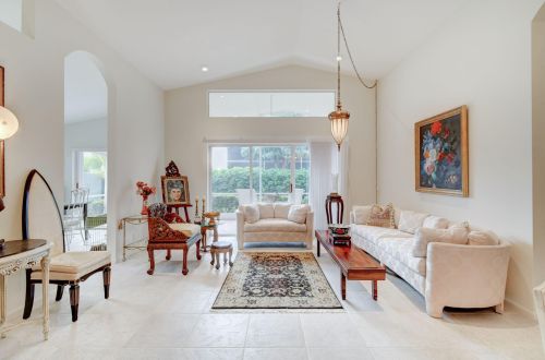 7290 Toscane Ct, Boynton Beach, FL 33437-6468