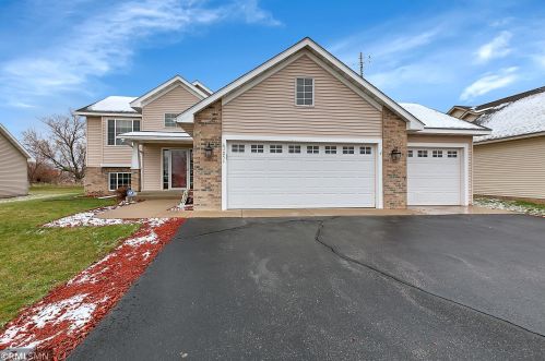1251 Stone Ridge Rd, Sauk Rapids MN  56379-2583 exterior