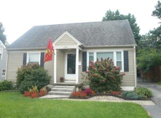 1114 Oak Hill Dr, Lexington, KY 40505-3322