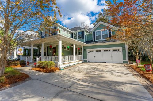 1761 Wellstead St, Mount Pleasant SC  29466-8374 exterior