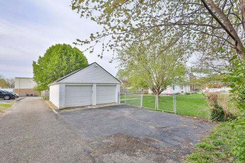 226 Sycamore St, New Haven OH  45030-1131 exterior