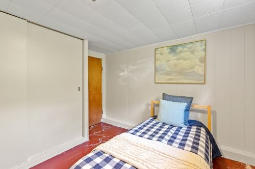 4210 Murray Ave, Milwaukee WI 53211-2012 exterior