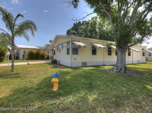 1009 Robin Dr, Sebastian FL  exterior