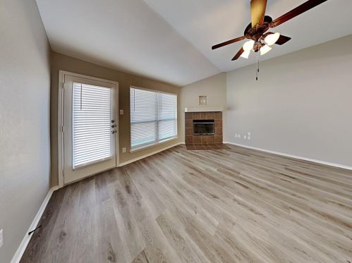 1414 Beacon Hill Dr, Midlothian TX  76065-5079 exterior