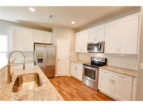 2532 Blue Moss Dr, Dallas, NC 28034-8347