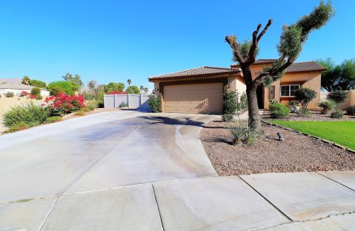 64187 Atlas Mountain Ave, Desert Hot Springs, CA 92240-7734