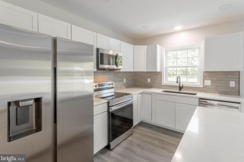 75 Honolulu Rd, Frankford DE  19945-2019 exterior