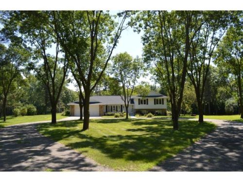 11791 Riverview Rd, Hanover, MN 55341-4026