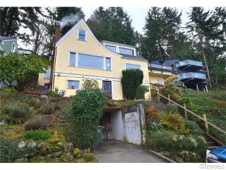 206 Garden St, Bellingham, WA 98225-5816