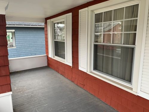 122 Flowers Ave, Hermitage, PA 16146-2941