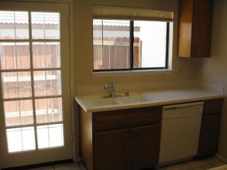 27773 Cactus Flower Dr, Menifee, CA 92585-9100