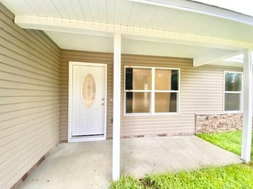 331 Passion Flower St, Defuniak Springs FL  32433-7565 exterior