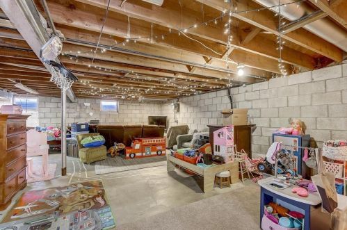 2729 94, Milwaukee WI 53222-4507 exterior