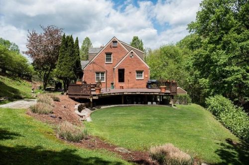175 Indian Creek Rd, Verona, PA 15147-2039
