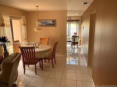 17432 63rd Ct, Hialeah FL  33015-4485 exterior