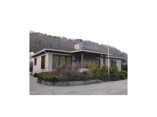 815 Market St, Yorkville, OH 43971-1038
