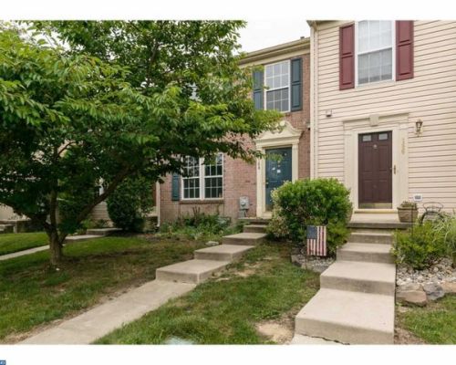 168 Plymouth Dr, West Deptford, NJ 08096-6892