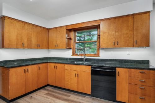 744 Williams Dr, Crown Point IN  46307-4822 exterior