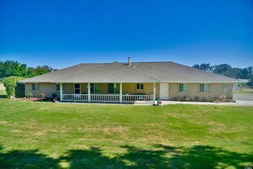 7655 Country Ln, Vacaville, CA 95688-9632