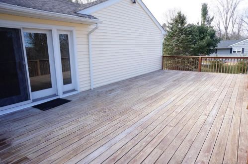 9 Juniper Ln, Brookfield Center CT  06804-1207 exterior