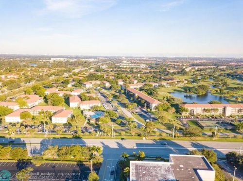 1551 135th Ter, Hollywood FL  33027-1877 exterior